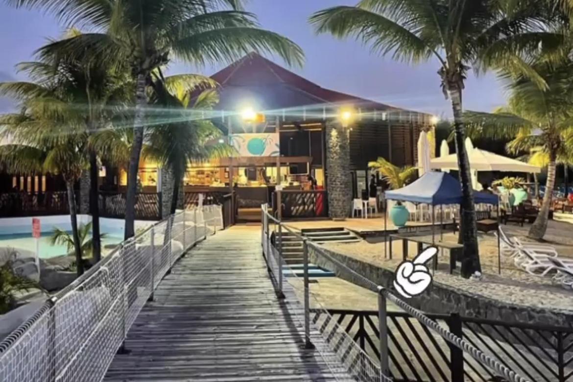 Studio Tahiti Vue Mer Сен Франсоа Екстериор снимка